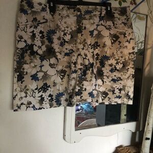 Croft & Barrow Blue and Beige Floral Skirt